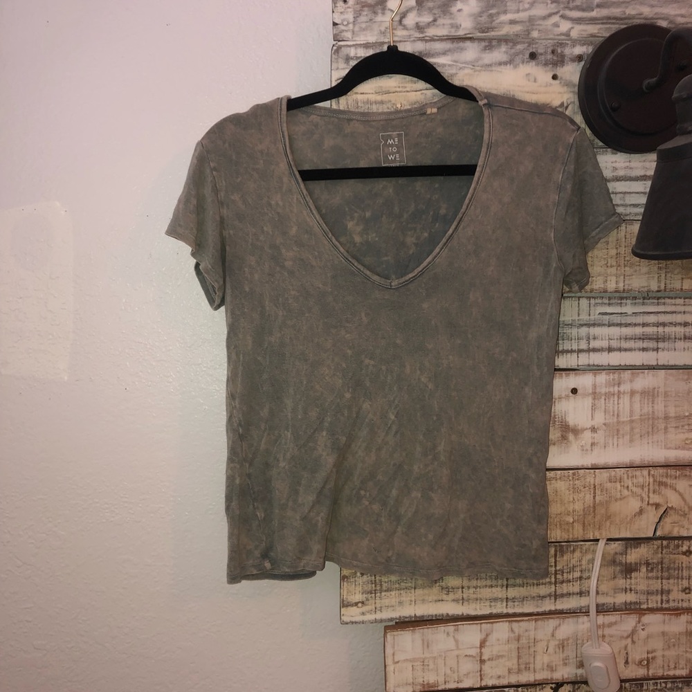 V neck top